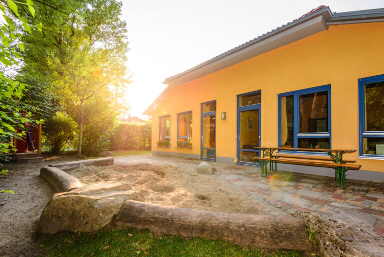 DSC 9221.jpg compressed 768x513